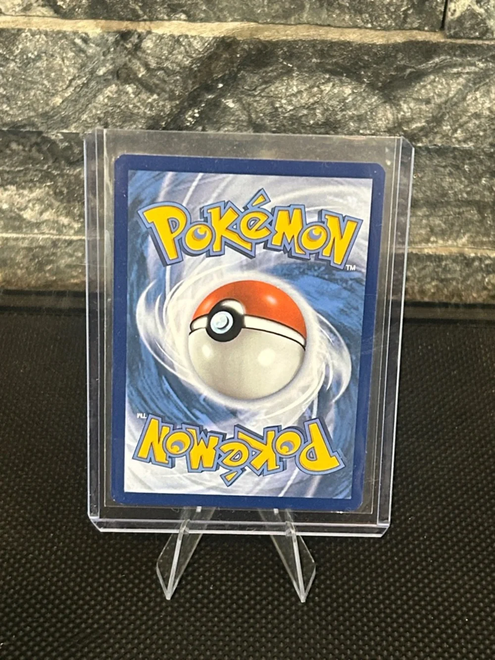 Pokemon holographic umbreon